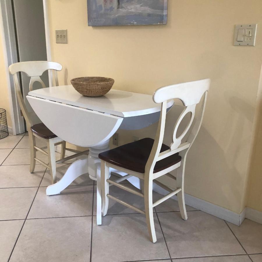 Beach Bungalow At Ocean Village Fort Pierce Exterior photo
